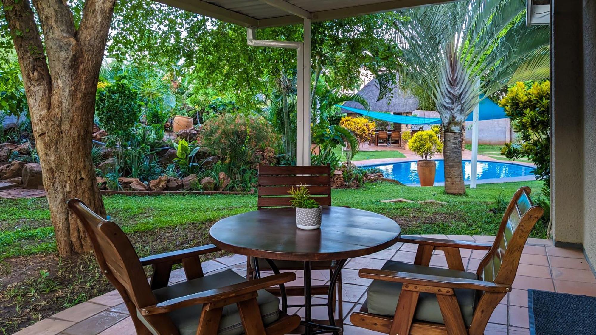 Room In Villa - Zambezi Family Lodge - Elephant Room 维多利亚瀑布 外观 照片